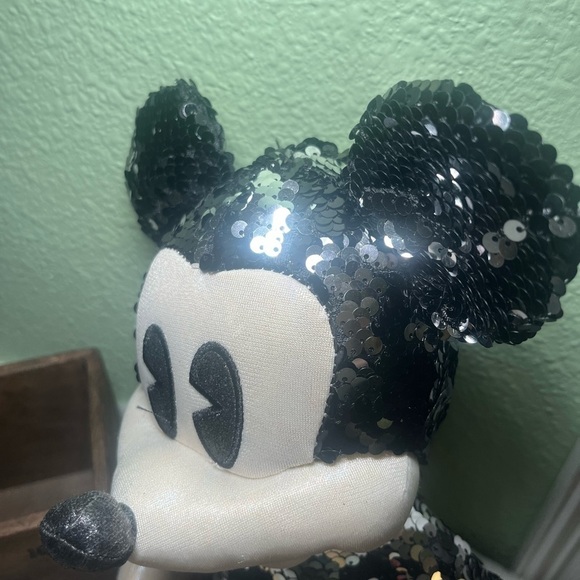 Mickey Mouse Reversible Sequin Plush – Small – 15'' – Special Edition. - Picture 10 of 13